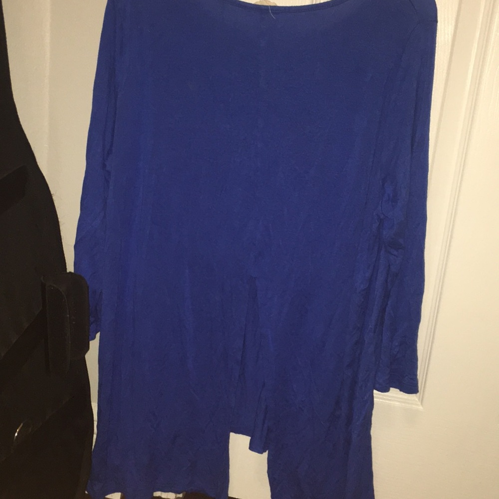 Blouse - Picture 2 of 2